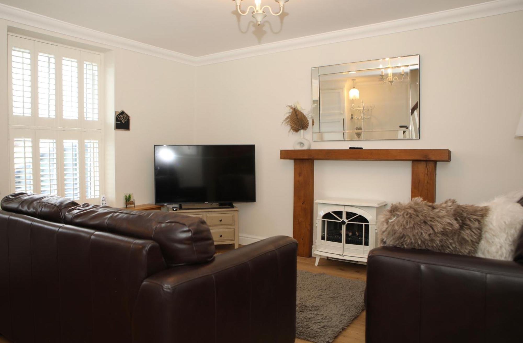 The Cosy Cottage Retreat! Perfect For Contractors, Relocators, Getaway ラントリサント エクステリア 写真